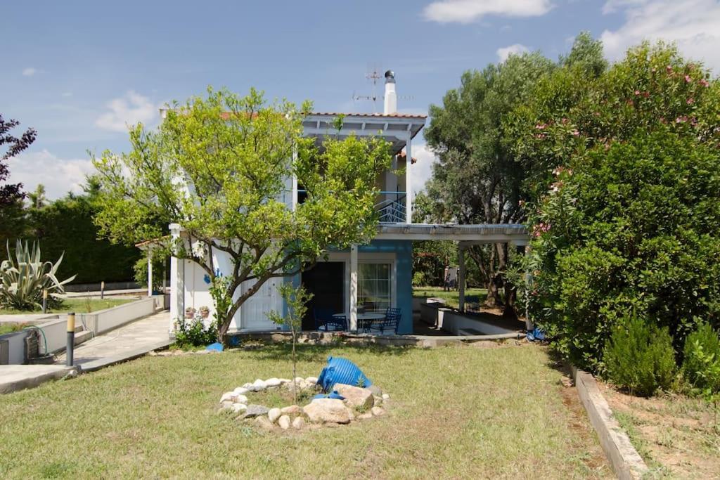 Wonderful House With Private Garden Villa Flogita Exterior photo